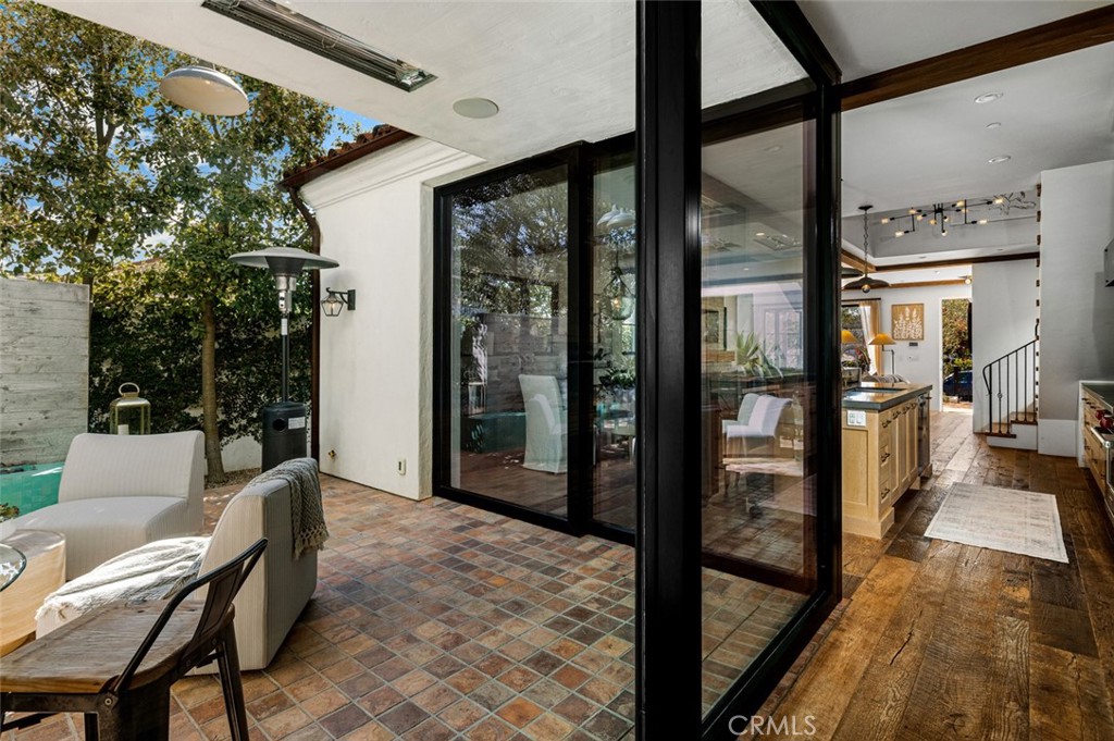 Corona del Mar North of PCH (CNHW) - Residential