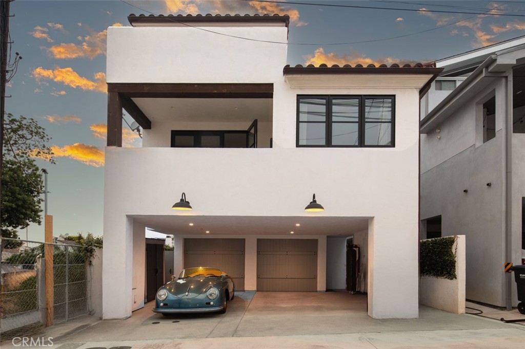 Corona del Mar North of PCH (CNHW) - Residential