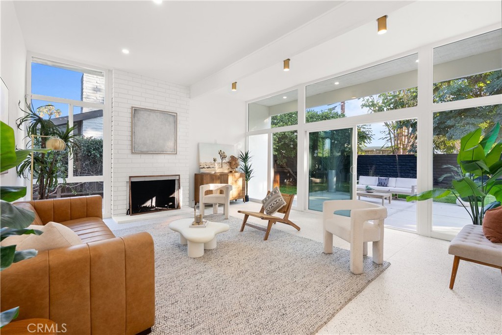 Fullerton Creek Homes (FUCH) - Residential