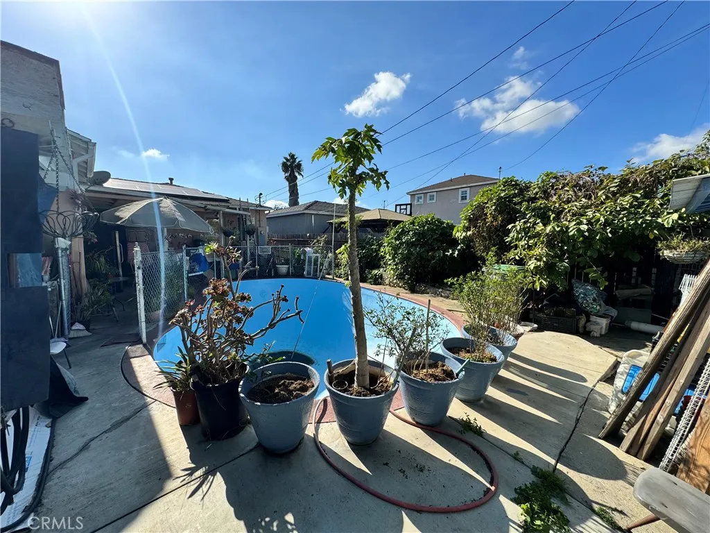 Carson, California 90745, United States, 3 Bedrooms Bedrooms, ,2 BathroomsBathrooms,Residential,Active,237539