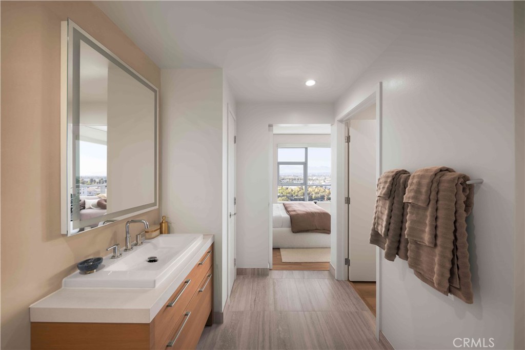 9 MacArthur Place 1106