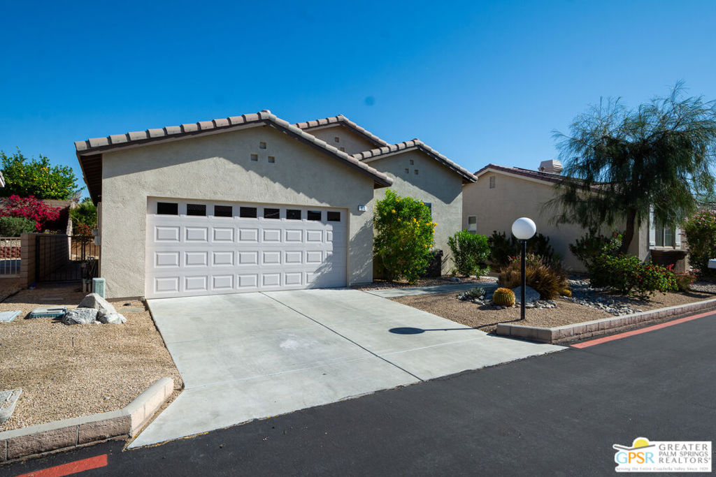 Desert Willow - Residential