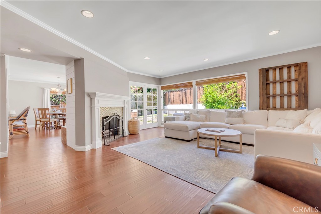 1709 Espinosa Circle