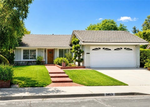 Photo of 1463 Avenida Loma Vista VIS, San Dimas, CA 91773 (MLS # CV26115113)