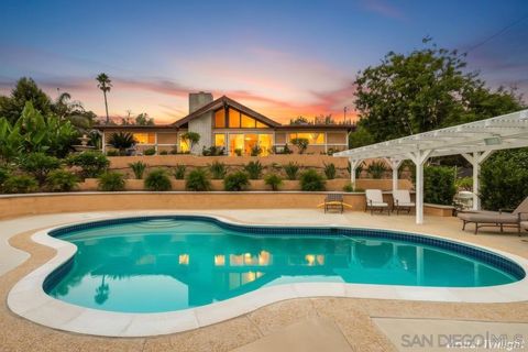 Photo of 732 Hamilton Lane Ln, Fallbrook, CA 92028 (MLS # 250041665SD)