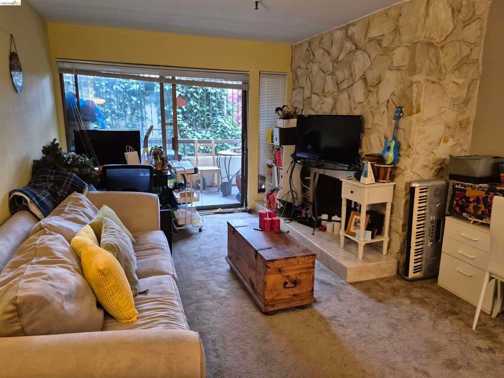 1830 Lakeshore Avenue AVE 207, Oakland CA 94606