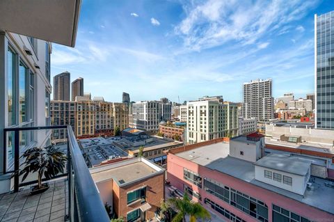 Photo of 325 7Th Ave Ave #808, San Diego, CA 92101 (MLS # 260004104SD)