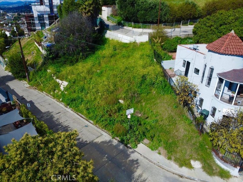 1202 N Hicks Avenue