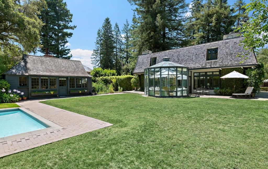 399 Selby Lane, Atherton CA 94027