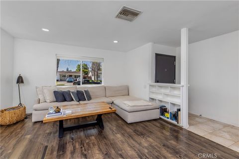 Tiny photo for 24131 Kittridge St, West Hills, CA 91307 (MLS # SR26046597)