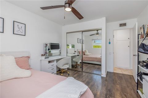 Tiny photo for 24131 Kittridge St, West Hills, CA 91307 (MLS # SR26046597)