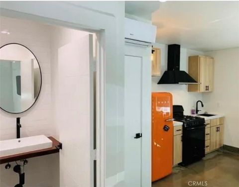 Tiny photo for 24131 Kittridge St, West Hills, CA 91307 (MLS # SR26046597)