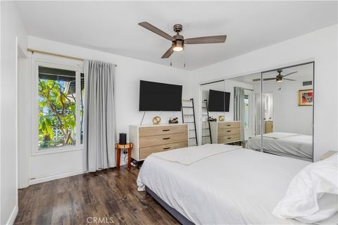 Tiny photo for 24131 Kittridge St, West Hills, CA 91307 (MLS # SR26046597)