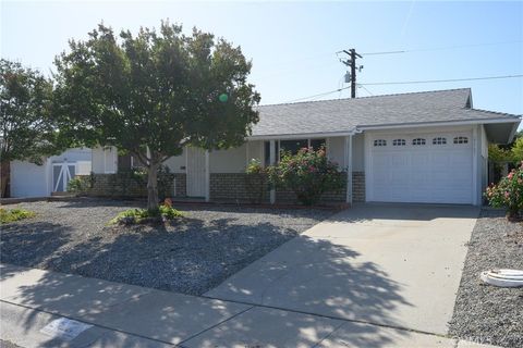 Tiny photo for 25781 Plum Hollow Dr, Menifee, CA 92586 (MLS # OC26085982)