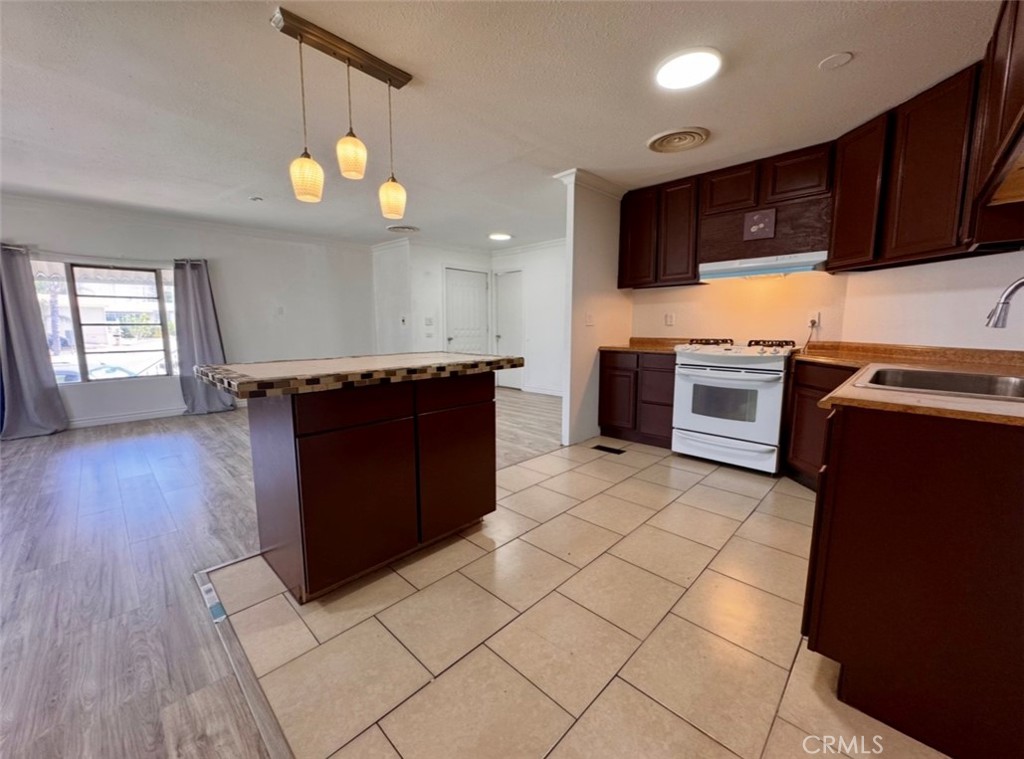 22111 Newport Avenue 79