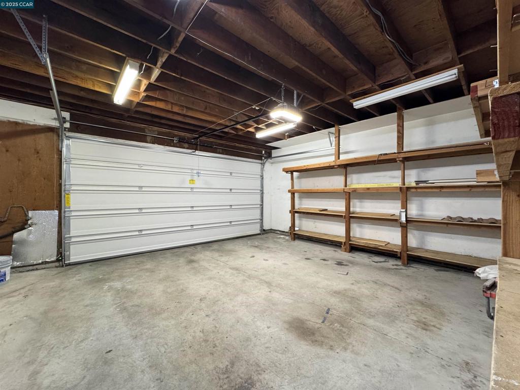 CASITASDEG - Residential Lease