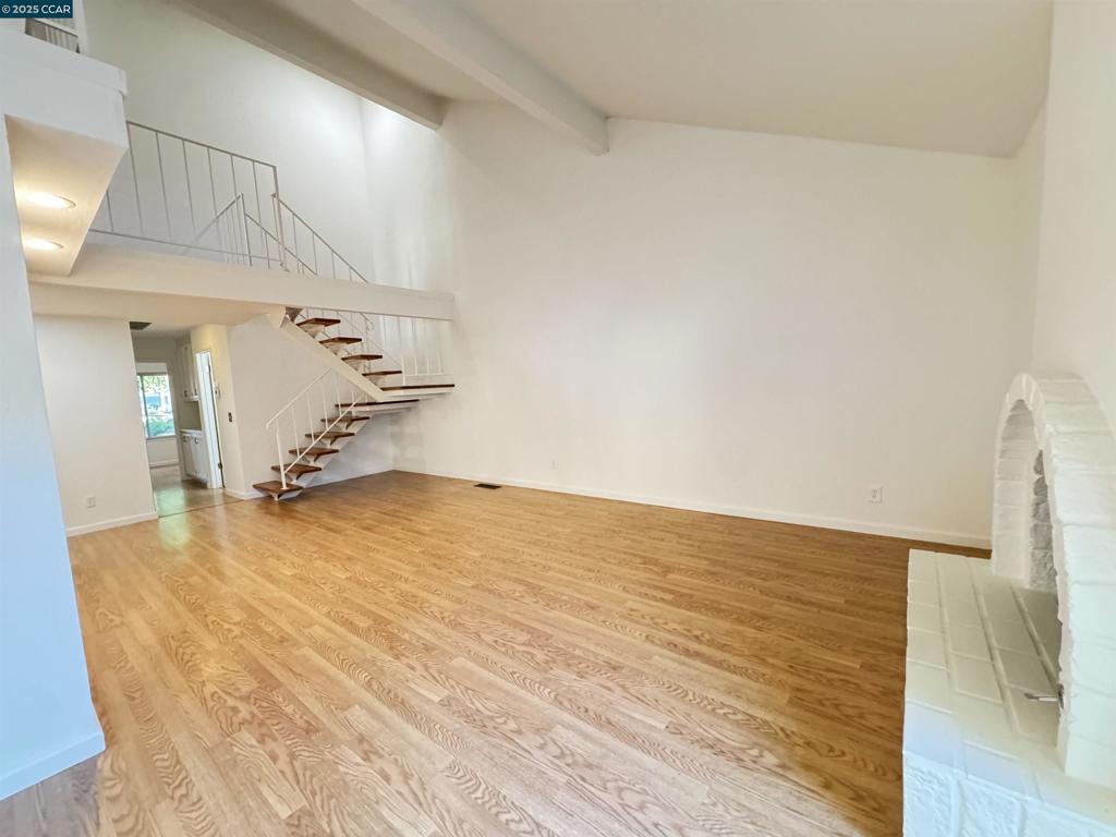CASITASDEG - Residential Lease