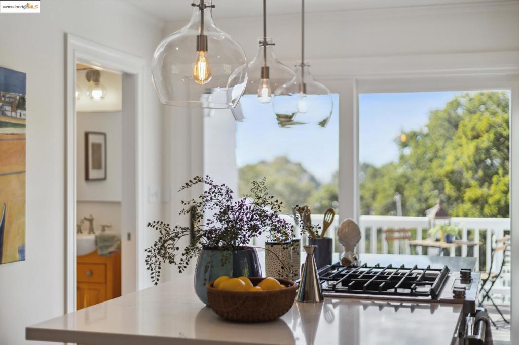 LINCOLN HEIGHTS - Residential