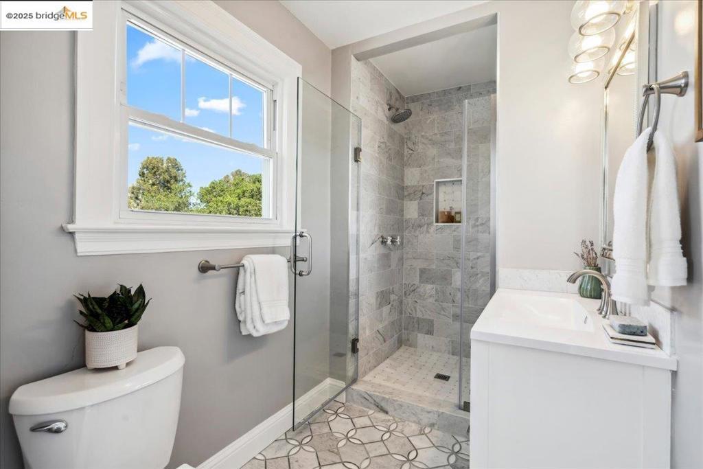 LINCOLN HEIGHTS - Residential