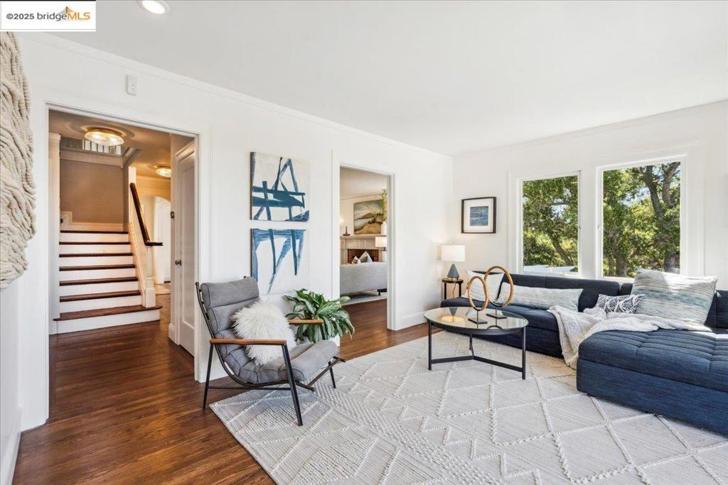 LINCOLN HEIGHTS - Residential