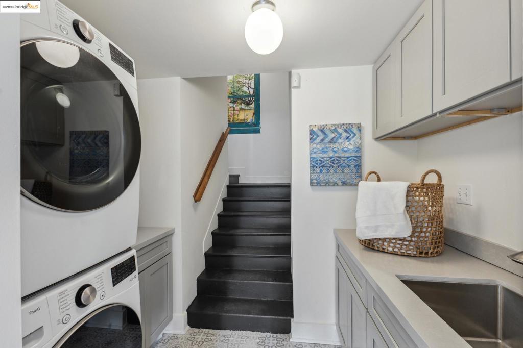 LINCOLN HEIGHTS - Residential