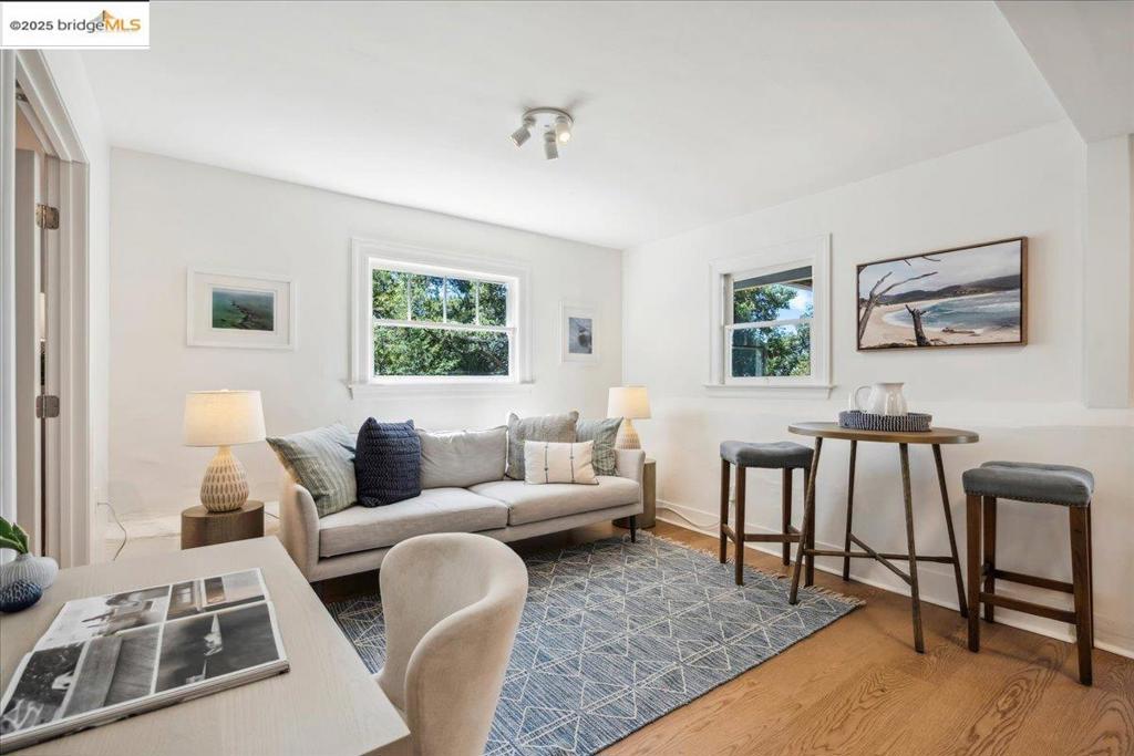LINCOLN HEIGHTS - Residential
