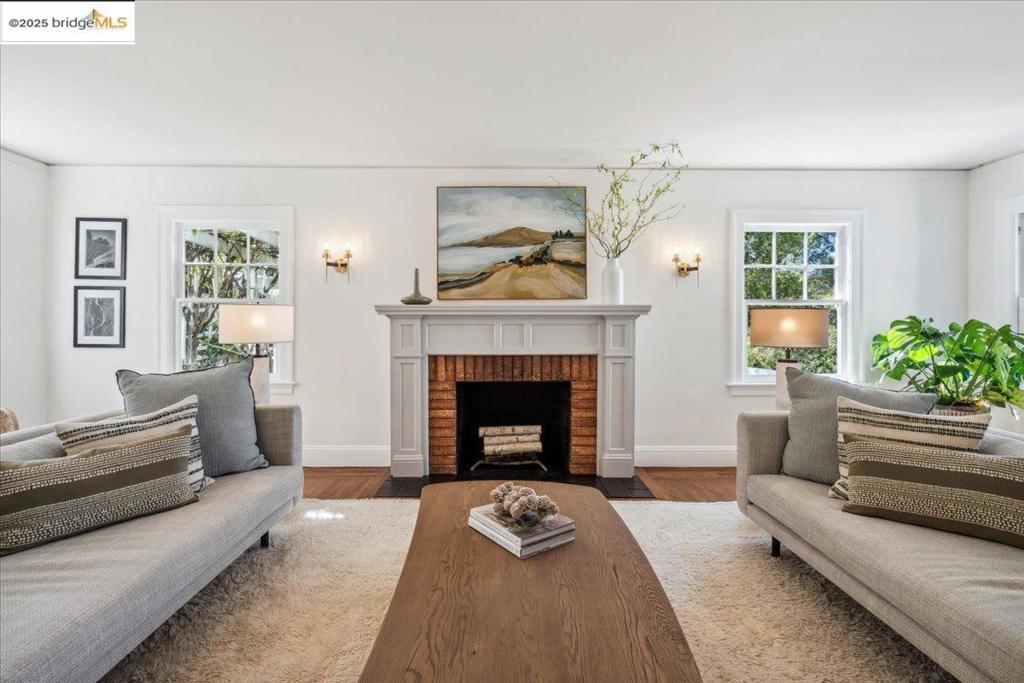 LINCOLN HEIGHTS - Residential