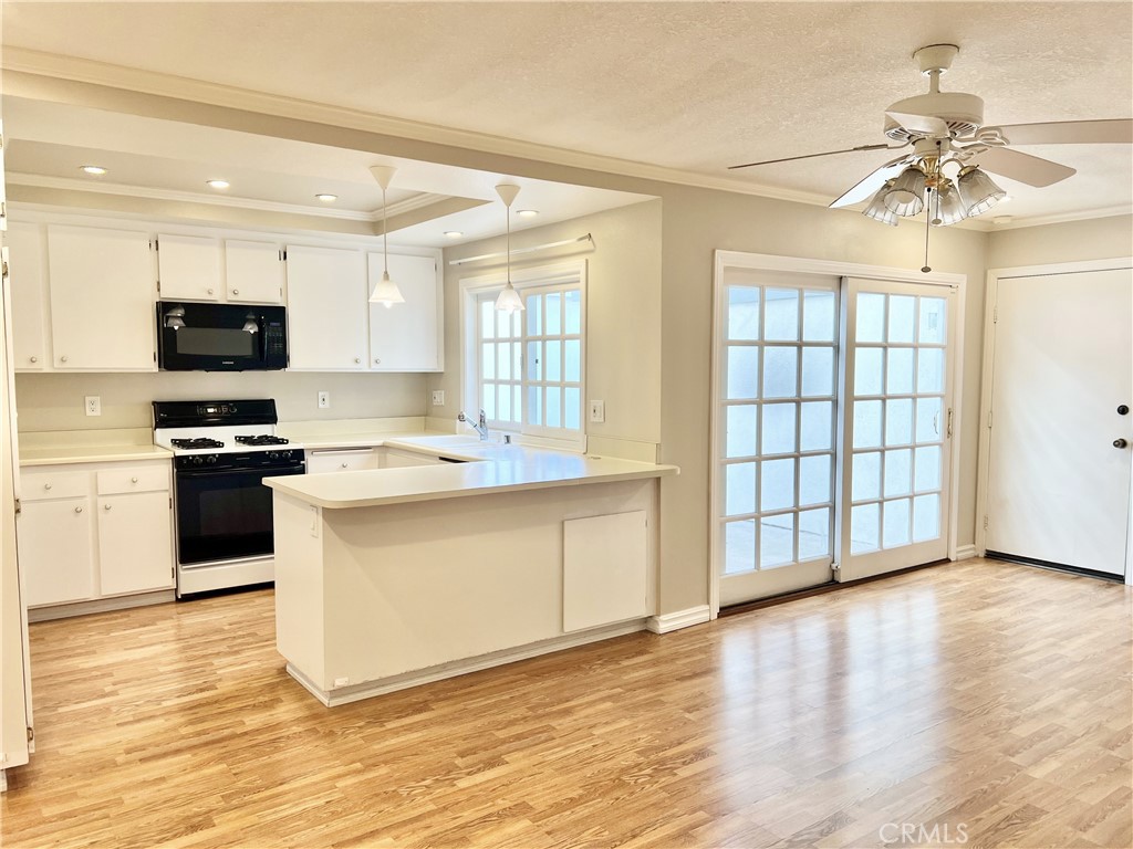 Cottage Homes (CH) - Residential Lease