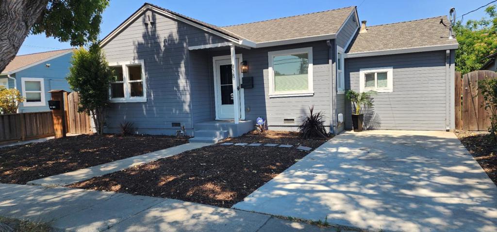 928 N 7th Street
