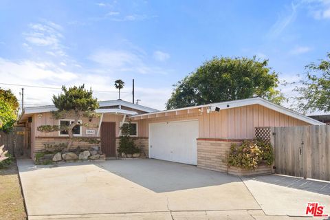 Photo of 11842 Lindblade Street, Culver City, CA 90230 (MLS # 26771851)