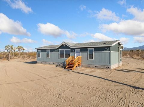 1083 Danbury Road Pinon Hills CA 92372