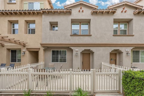 Photo of 316 N Calvados AVE, Azusa, CA 91702 (MLS # OC26182468)