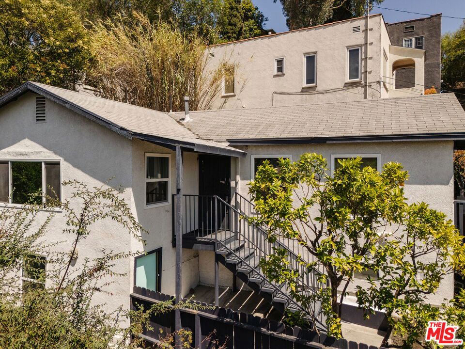 1567 Paul Terrace, Los Angeles CA 90026