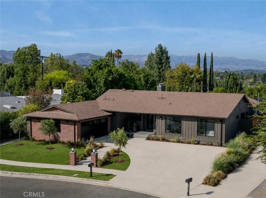 23717 Crosson