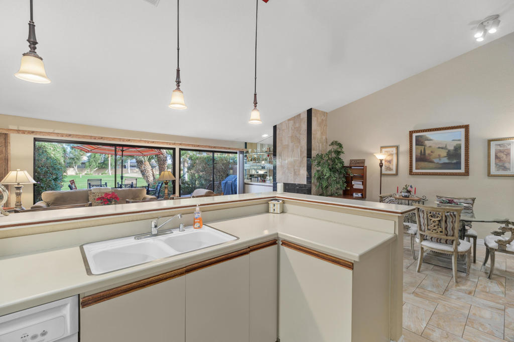 Woodhaven Country Cl - Residential