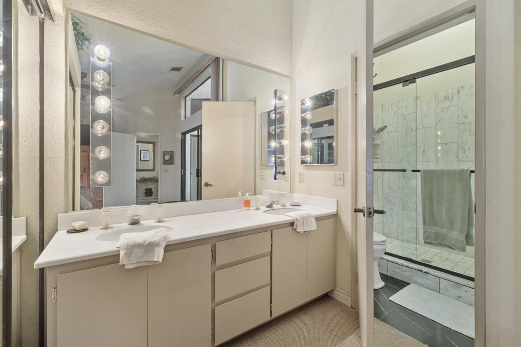Woodhaven Country Cl - Residential