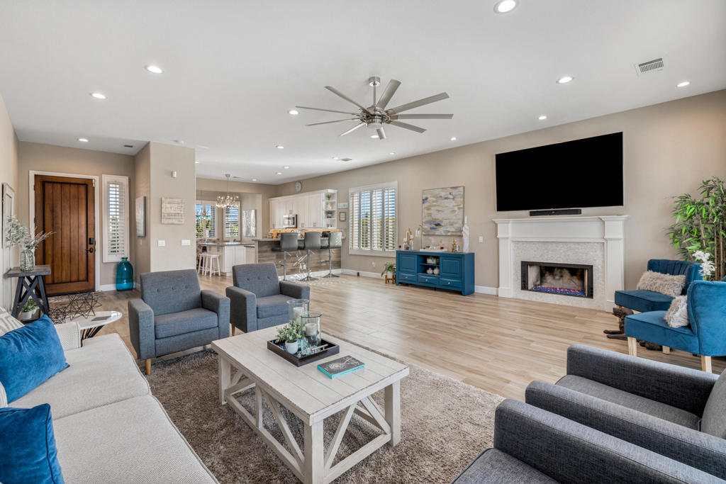 Canyon Crest - Residential