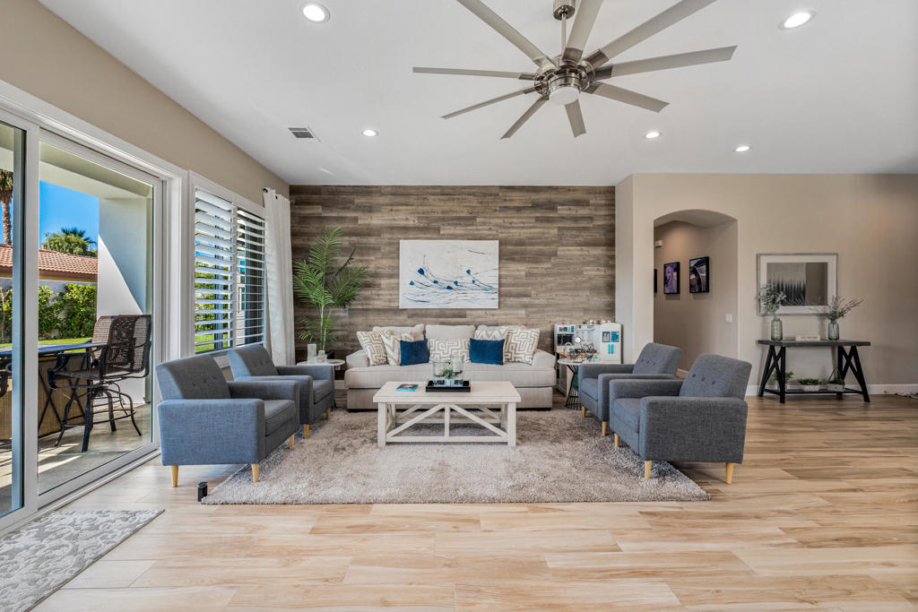 Canyon Crest - Residential