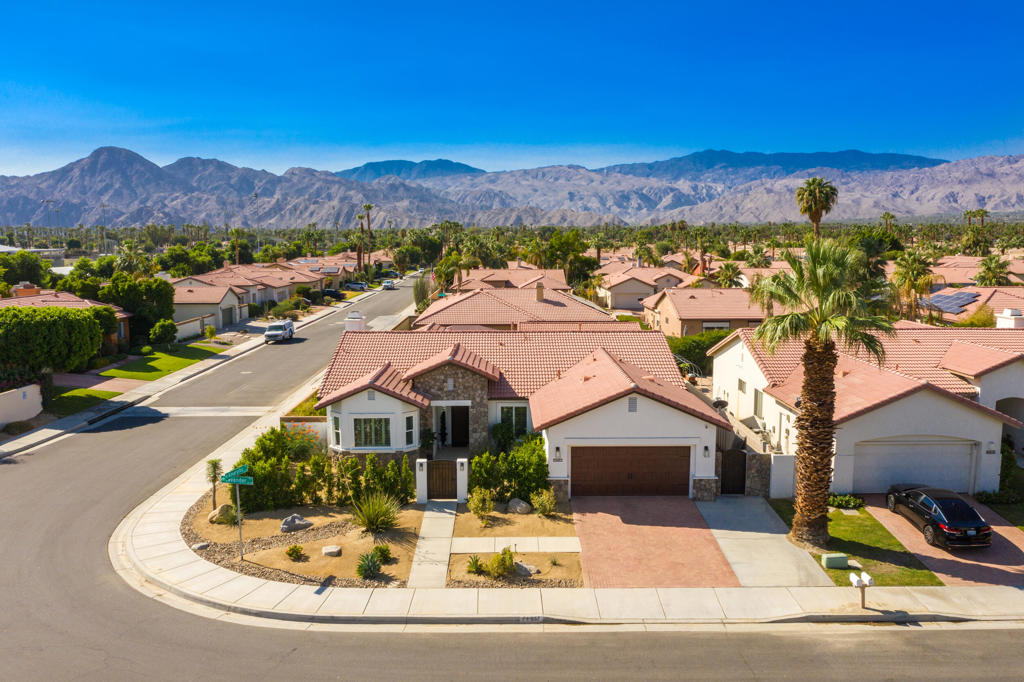 Canyon Crest - Residential