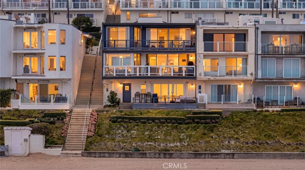 Photo of 11914 Beach Club Way WAY, Malibu, CA 90265 (MLS # SB26169880)