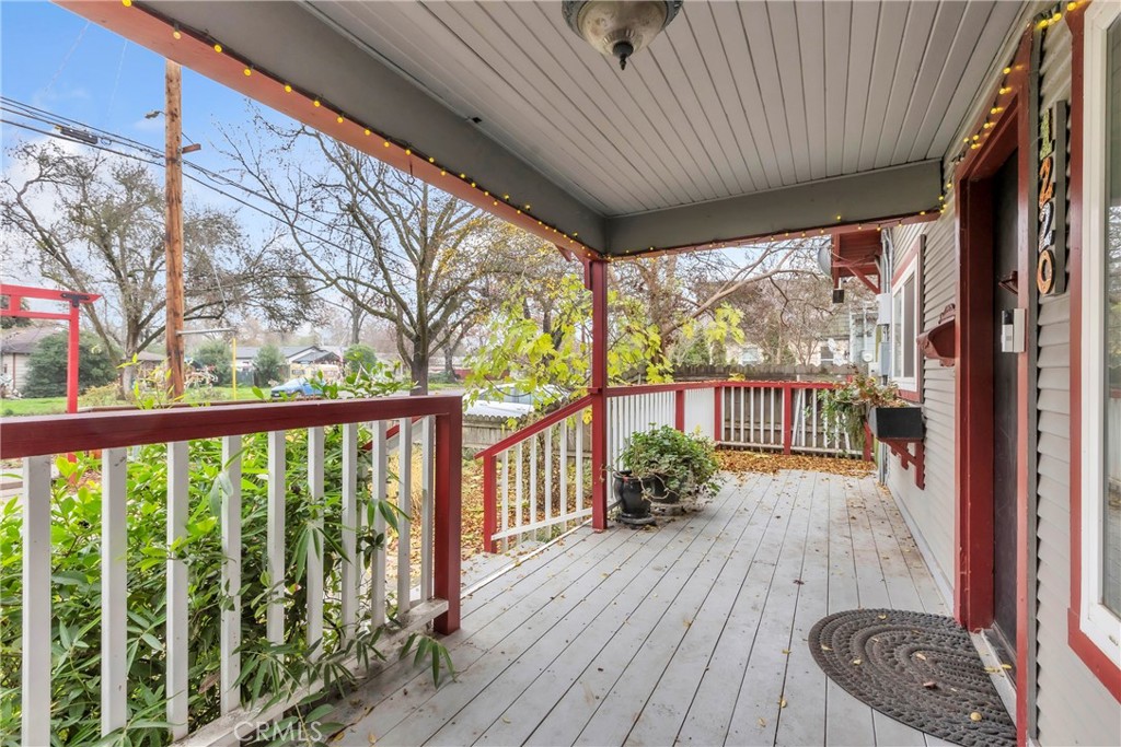 1220 Chestnut Street