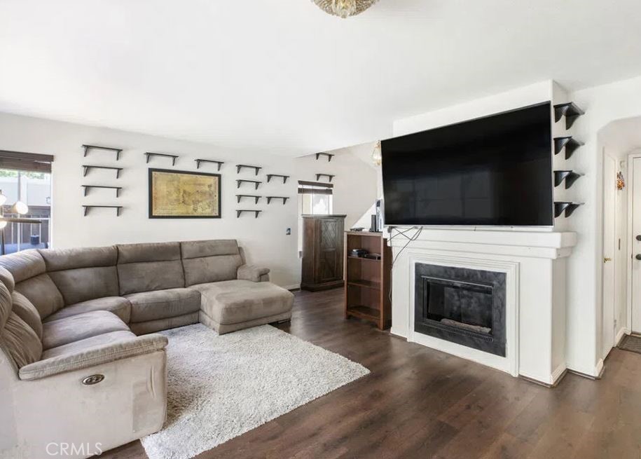 25323 Bayside Place