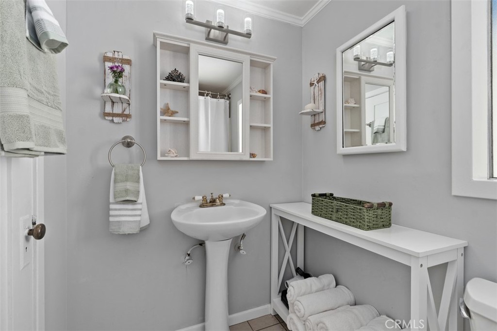 Canyon (CYN) - Residential