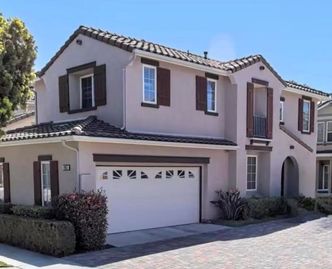 9955 Fieldthorn Street San Diego CA 92127