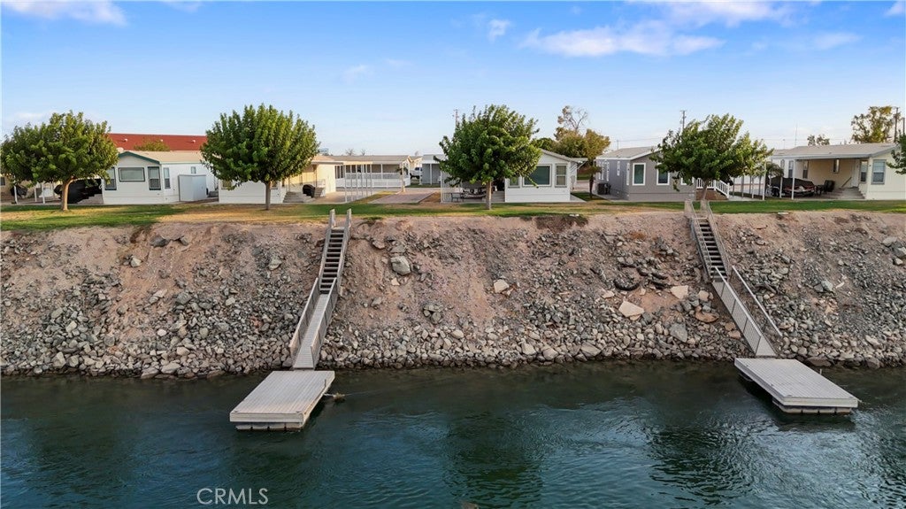 5900 Colorado River 5