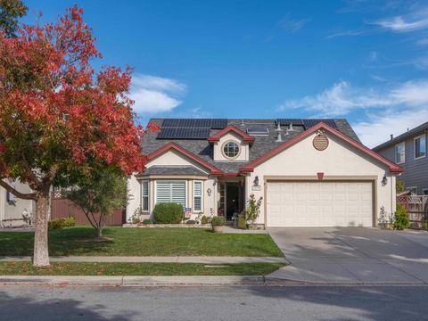 Photo of 1139 Cape Cod Way, Salinas, CA 93906 (MLS # ML82028868)