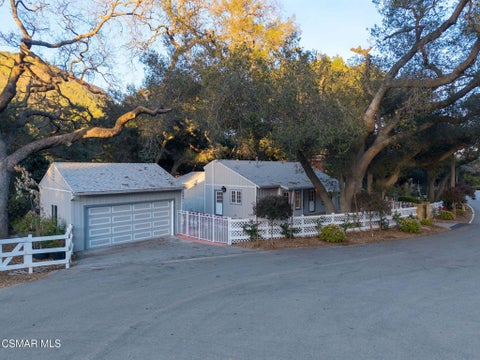 Photo of 1753 Hidden Valley Road, Westlake Village, CA 91361 (MLS # 226004335)