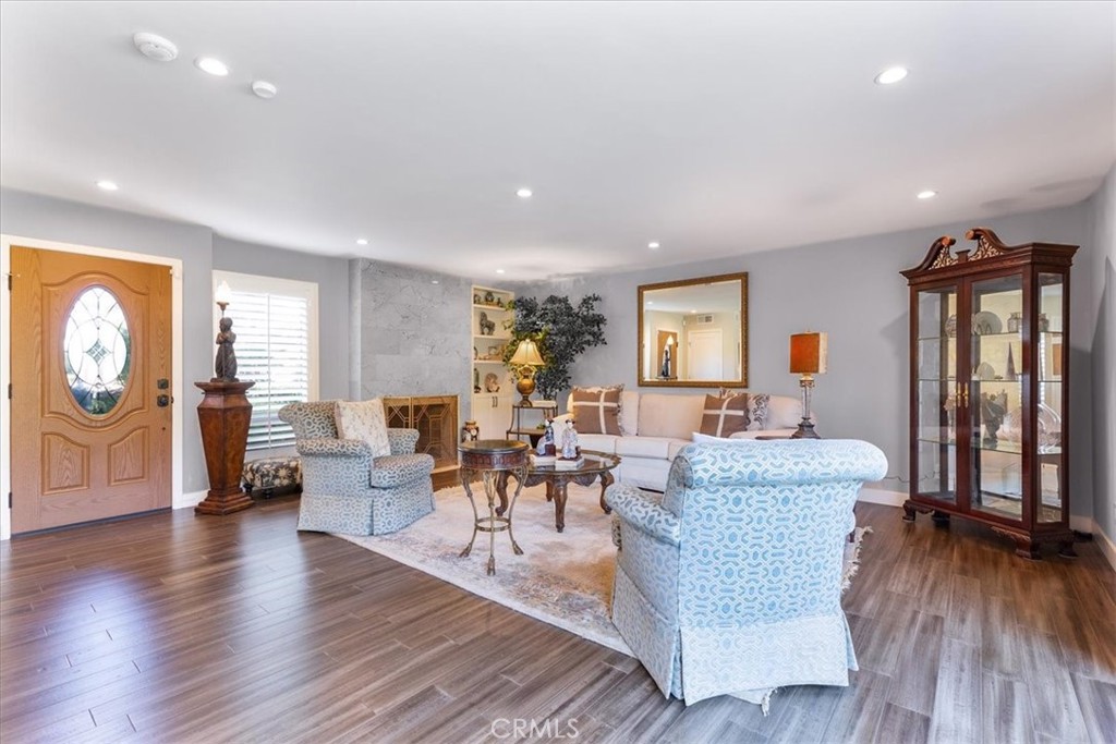 Properties 1 3490 Lama Avenue