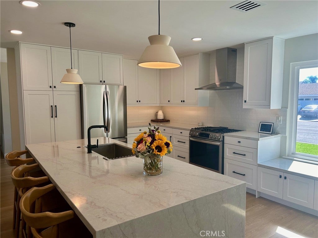 1312 Paseo Corto