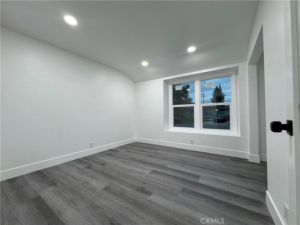 3429 E Miriam Drive